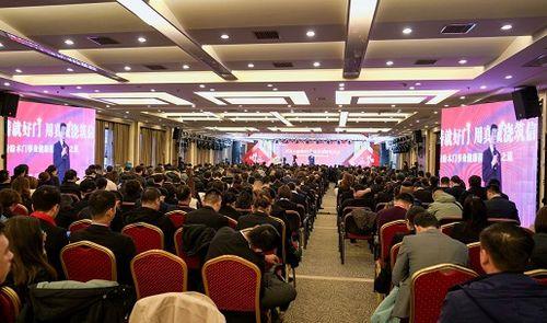 毛片基地国产在线,国产在线影视产业的灰色地带